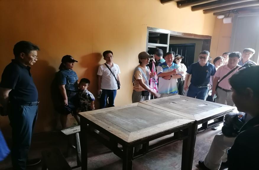 53de9a9ec0c54317b330c439ea4f7c85.jpg da07b69f15b24eacad67d20331986a47.jpg